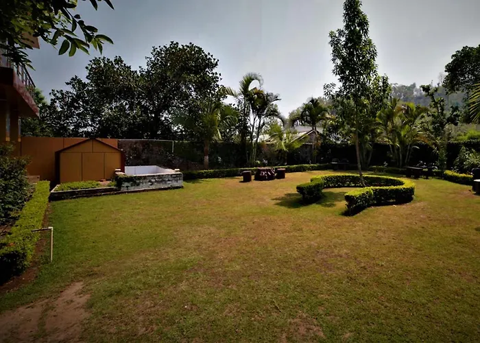 Fabhotel Nature View Resort
